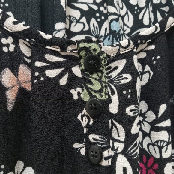 Black Dress with Floral and Butterfly Pattern - Picture 4 of 5